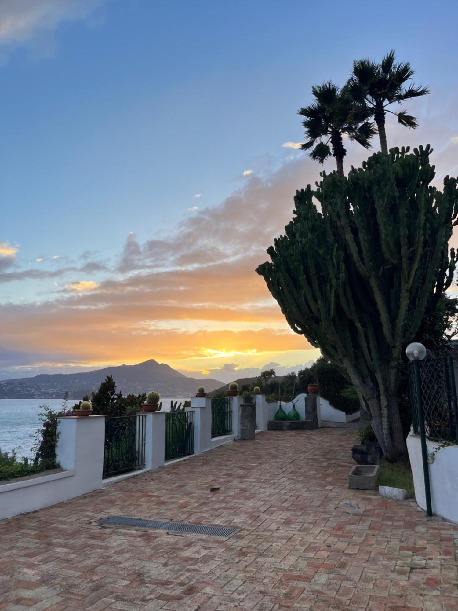 Villa Manni Procida Eksteriør bilde